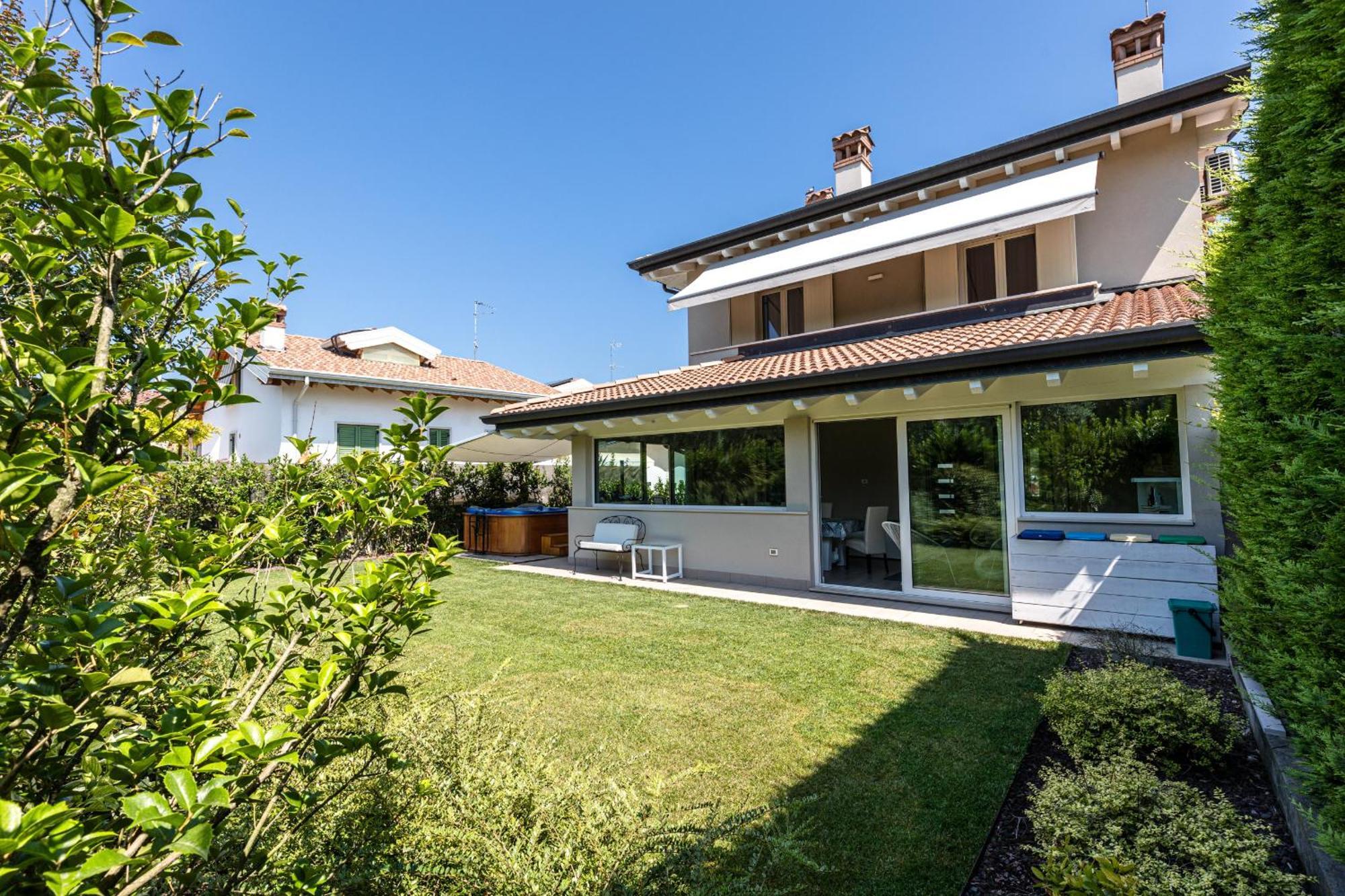 Villa Rita Peschiera del Garda Eksteriør bilde
